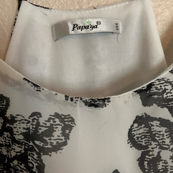 Floral Top - Picture 2 of 2